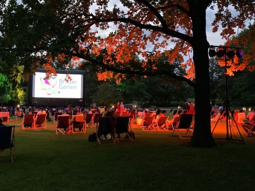 BIG cinema – Perfektes Ambiente beim Sommerkino in den Britzer Gärten
